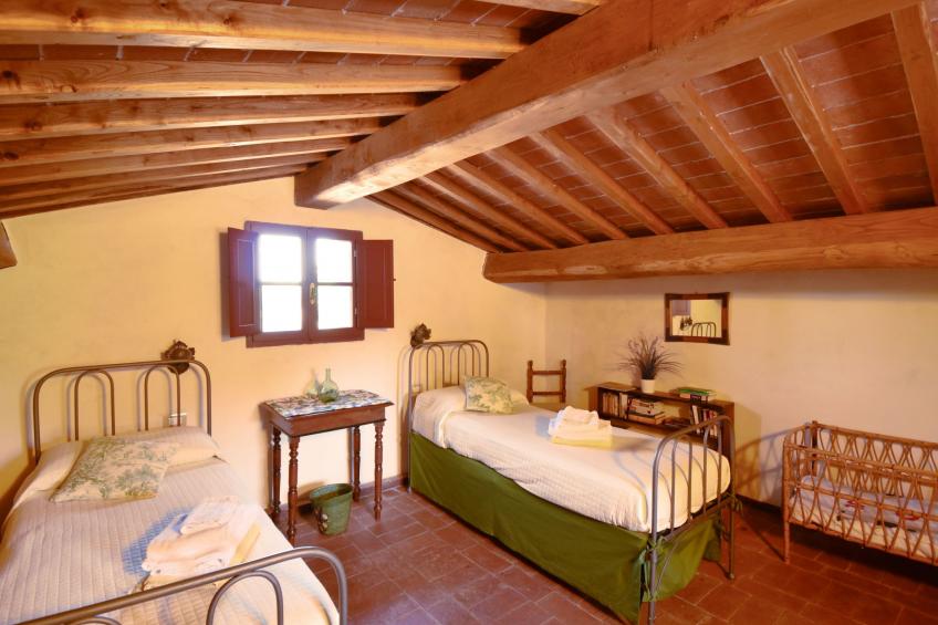 Wohnung in Bauernhaus mit großem Garten, Schwimmbad - foto 14