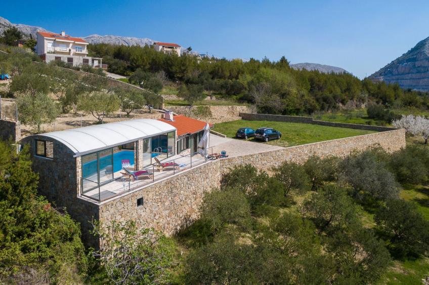 Schöne Steinvilla Divino mit Pool und Ausblick