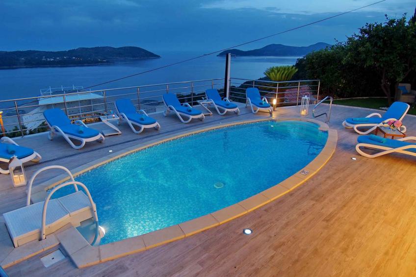 Holiday home with air conditioning, pool and sea view in Orašac - BF-NJH63 - foto 17
