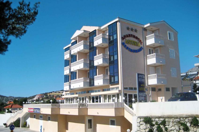 Holiday apartment with internet connection and sea view - BF-BYK8