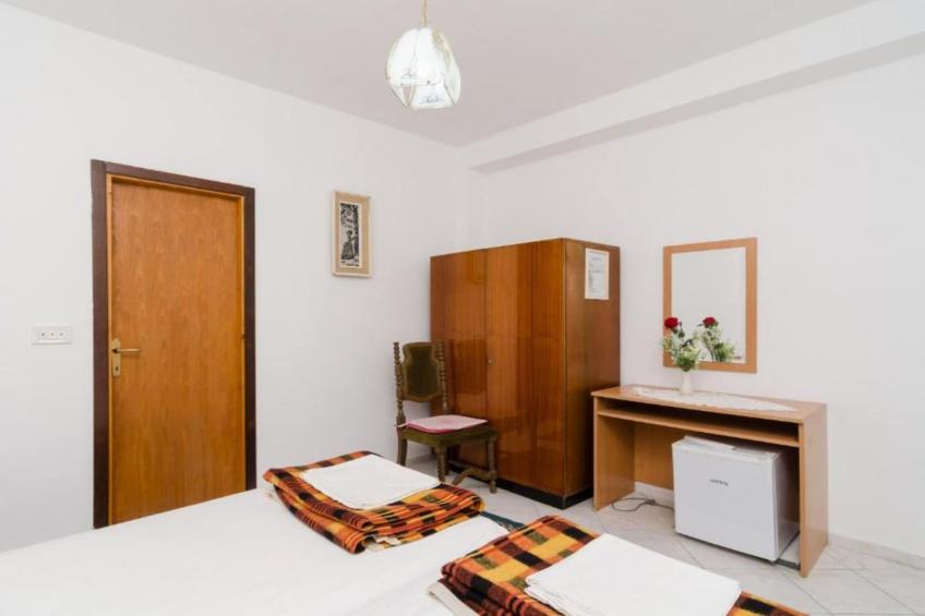 Guest House Sobra 38 - Double Room with Private Bathroom 2 - foto 10