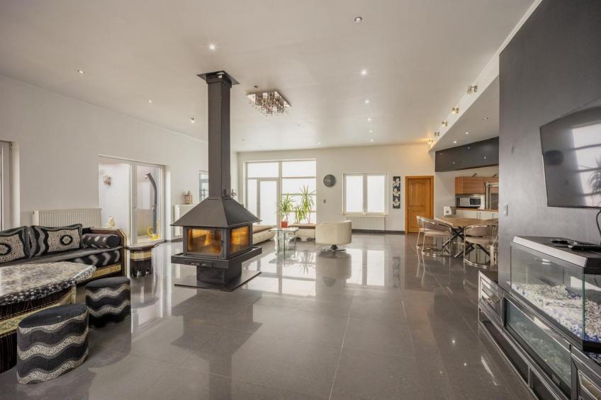 Magnifique maison de vacances pour 8 adultes avec pscine intérieure  Sauna Bains à remous et  Hamam - foto 6
