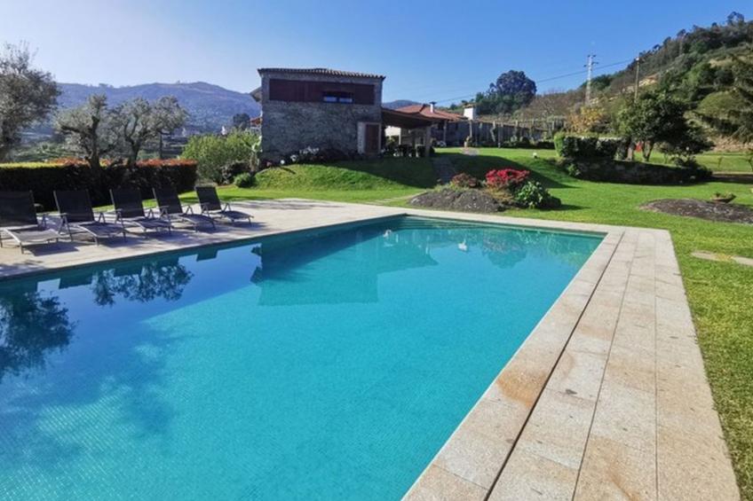 Fabelhafter Pool in einer atemberaubenden Landschaft - foto 14