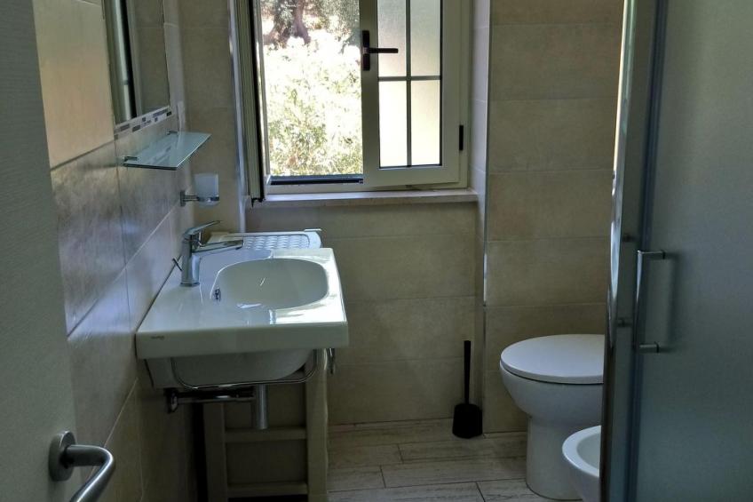 Zwei-Zimmer-Penthouse-Wohnung mit Terrasse mit Meerblick - foto 6