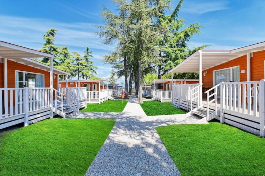 Caravanpark San Benedetto Camping Relais Peschiera / MH Borgo - foto 2