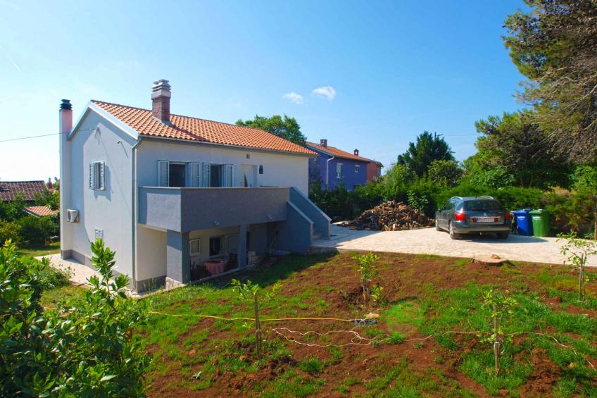 Holiday apartment with air conditioning - BF-FRXGG