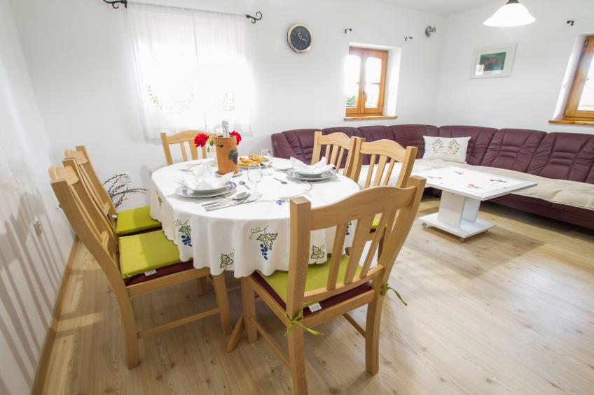 Sunny Two Bedroom Retreat in Beautiful Bizeljsko - Two Bedroom Country House - foto 6