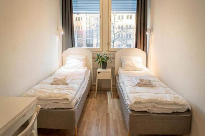2 bäddar delat badrum & takfönster - foto 4