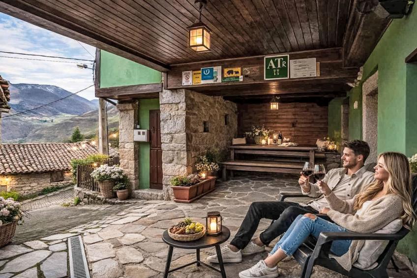 Berghütte mit Terrasse, Kamin und Jacuzzi