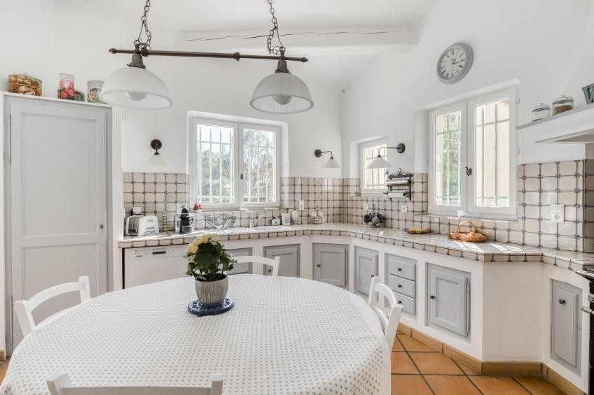 Les Demoiselles - foto 3