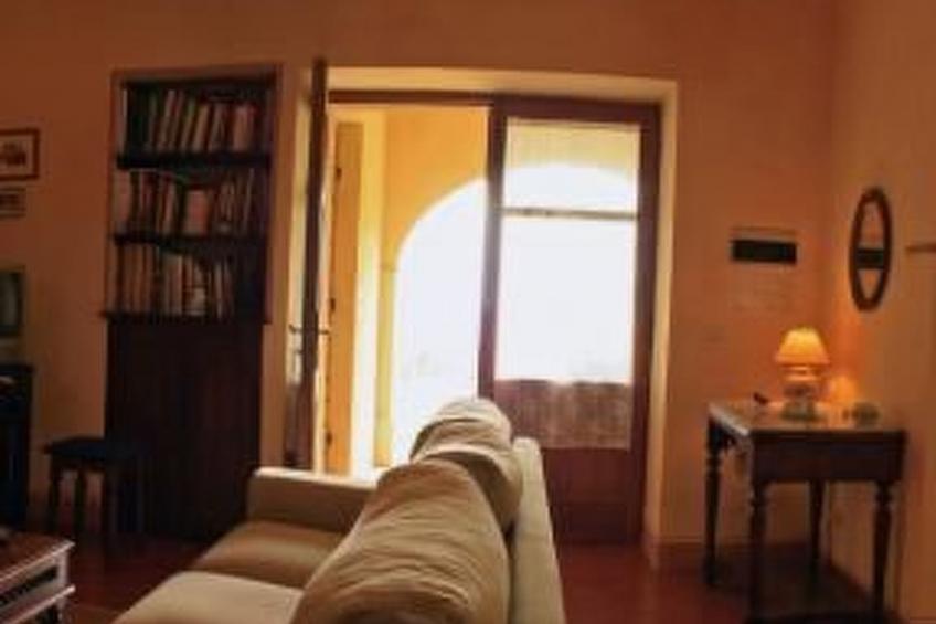 Haus Claudia mit schönem Garten - foto 12