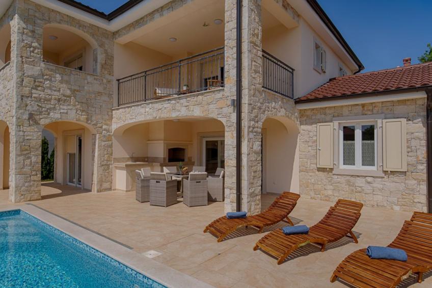 Haus in Pinezići mit privatem Pool - foto 4