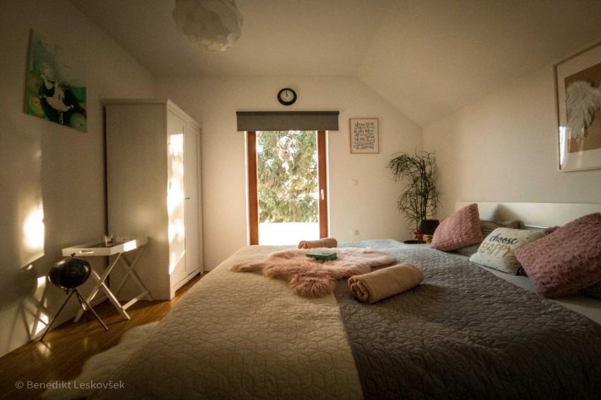 Rustic Refuge Glamping with Hot-Tub and Sauna - Two Bedroom Apartment with Terrace - foto 10