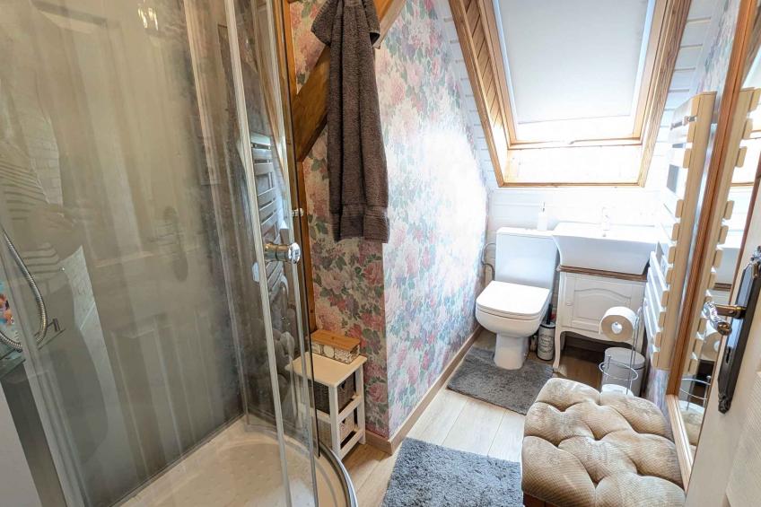 Vakantiehuis in een schilderachtig landschap met tuinkeuken en houten ton met whirlpool - BF-4FKRG - foto 44