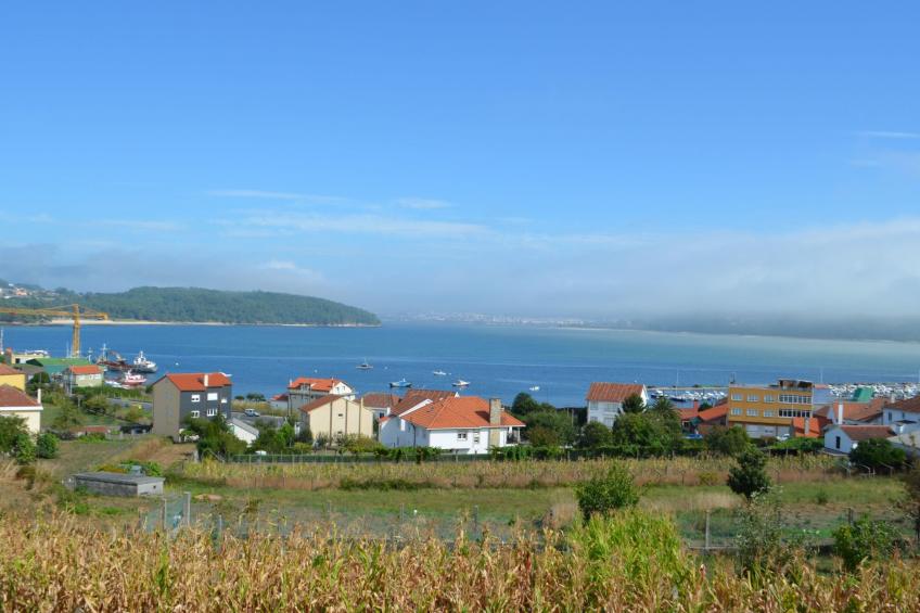 in Outes mit Sonniger Terrasse und Meerblick - foto 17