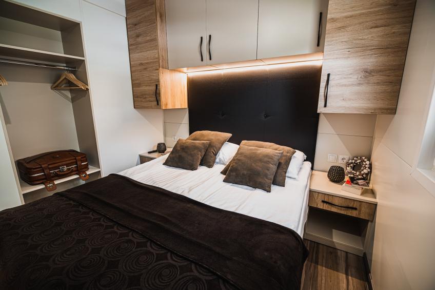 Lake Serenity Premium Mobile Homes with Thermal Riviera Tickets - Three Bedroom Mobile Home 15\/024 - foto 16