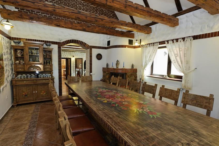 Kürzlich in eine Ferienvilla konvertiertes (2010), umfriedetes Haus aus der Sac - foto 3