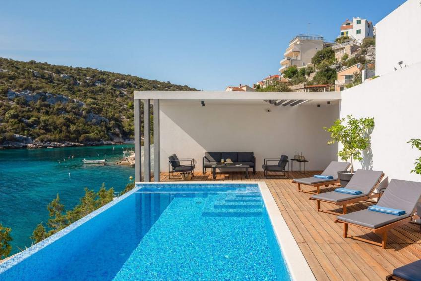 Haus in Vinišće mit Außenterrasse - foto 10