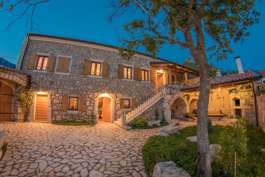 für 5 Personen und 1 Kind in Tribalj - foto 10