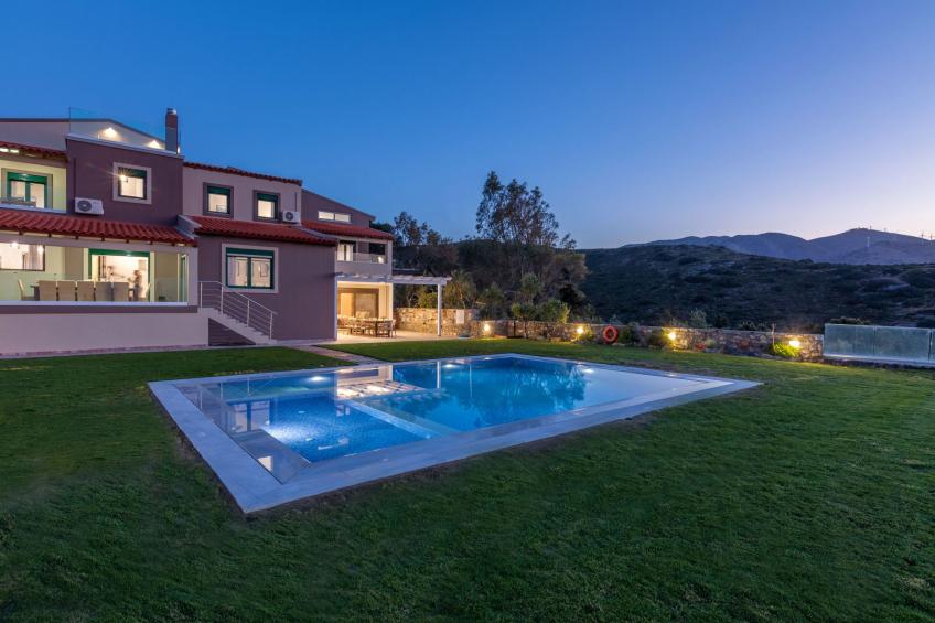 Ferienvilla mit privatem Pool - foto 36