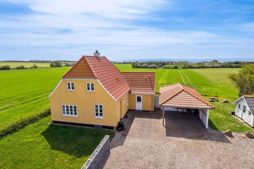 "Store" - 700m from the sea in Funen