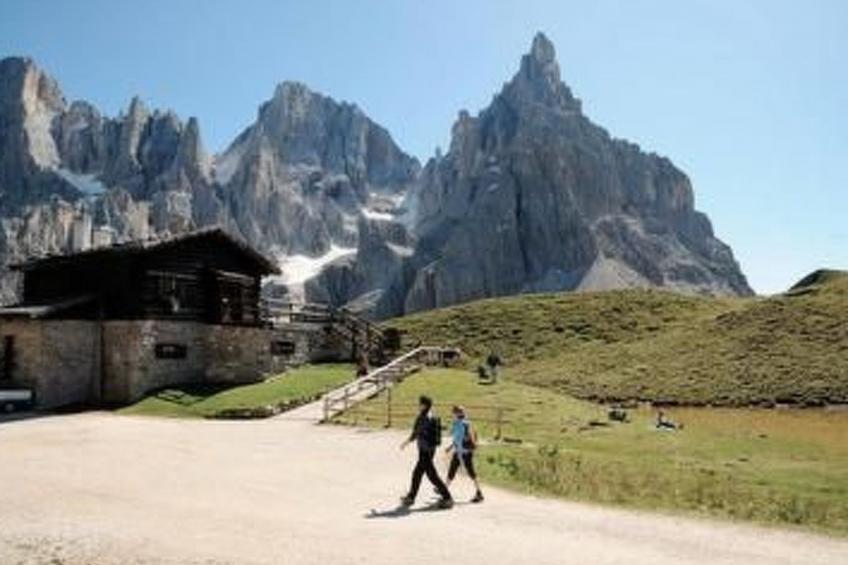 Romantisches Chalet in den Wiesen der Dolomiten - foto 29