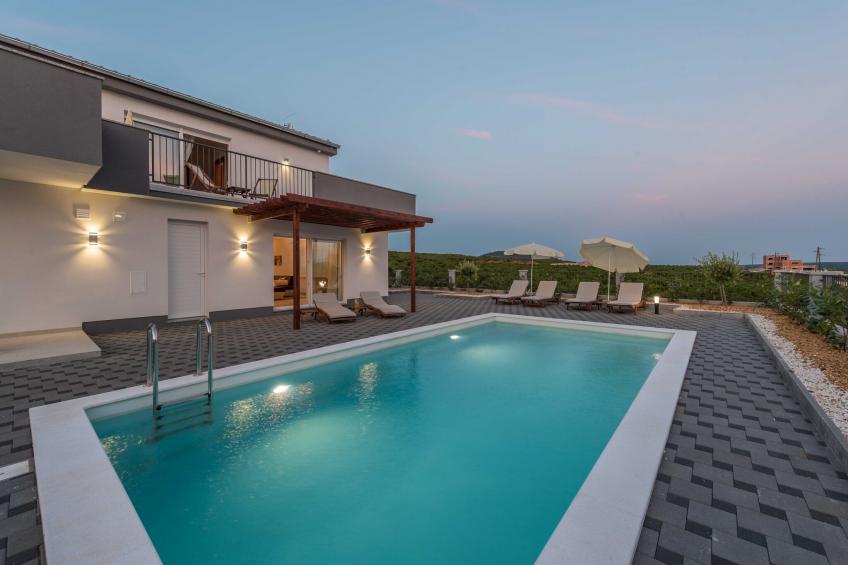 Luxury Escape with Swimming Pool & Modern Design -Deluxe Four Bedroom Villa with Private Pool (Villa 6) - foto 61