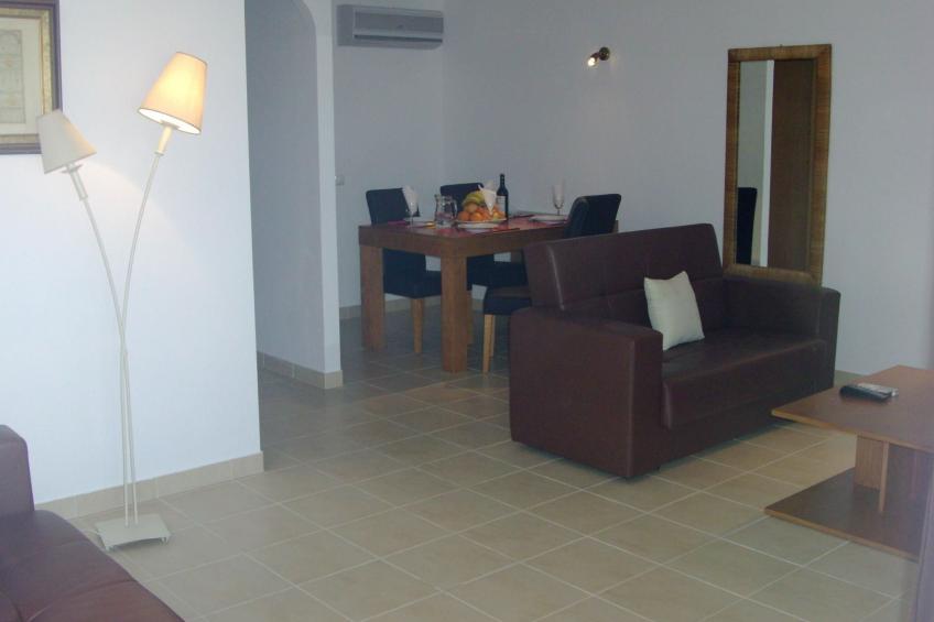 Wohnung mit Balkon - foto 5