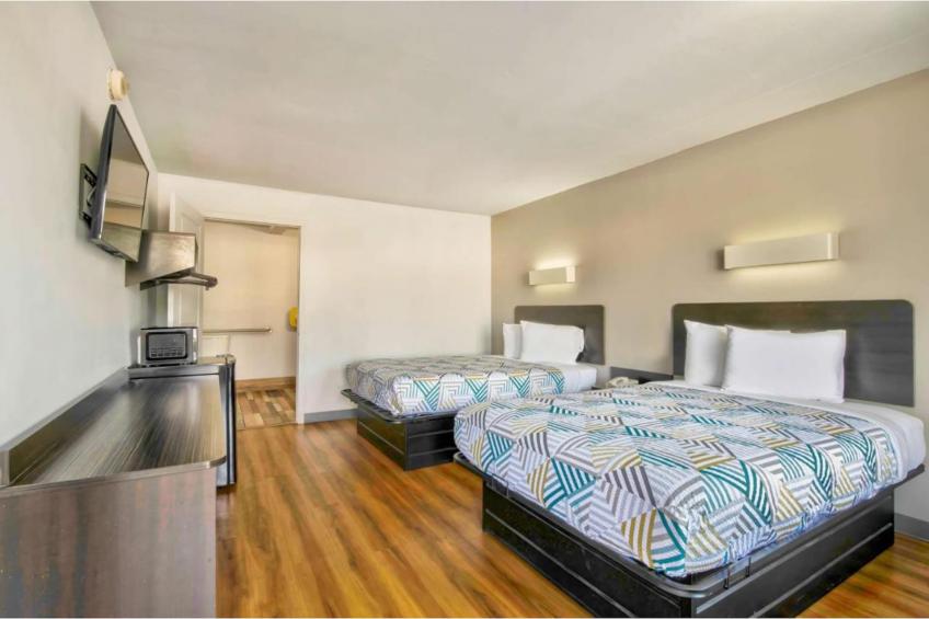 2 Full Beds  Premium Micfridge - foto 13