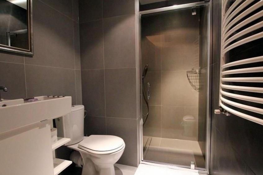 Exklusives Ferienhaus mit Schwimmbad direkt am Wasser - foto 9