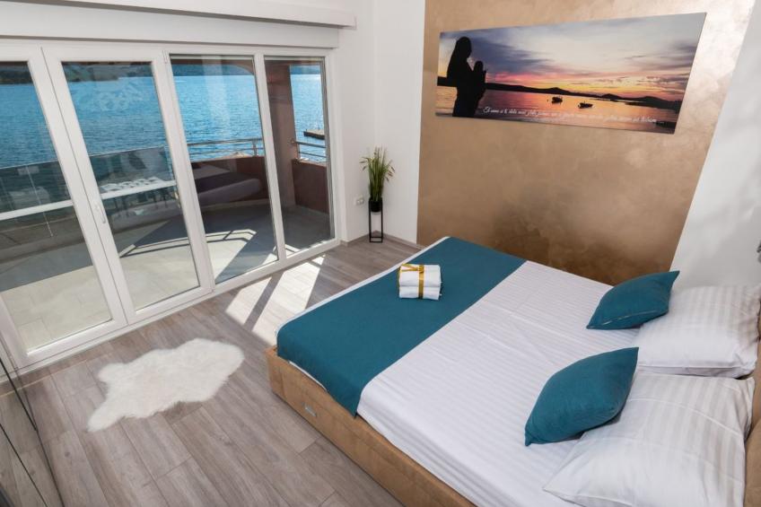 Wohnung in Turanj mit sicherem Parkplatz - foto 19