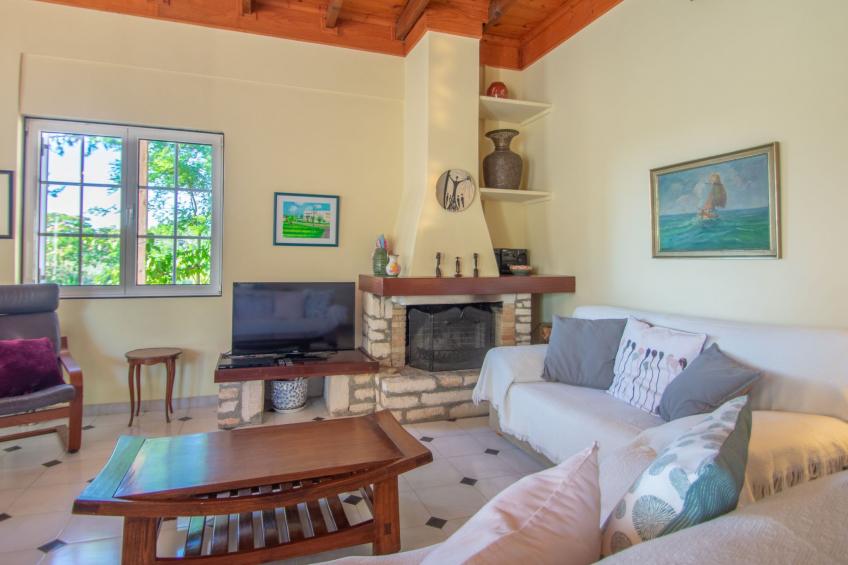 Anwesen mit Garten, Grill und Terrasse - foto 44