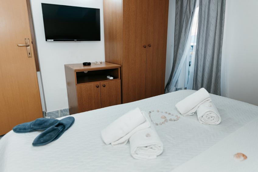 Apartments Dragobratović - One Bedroom Apartment with  Balcony and Side Sea View (Apartment 6) - foto 7