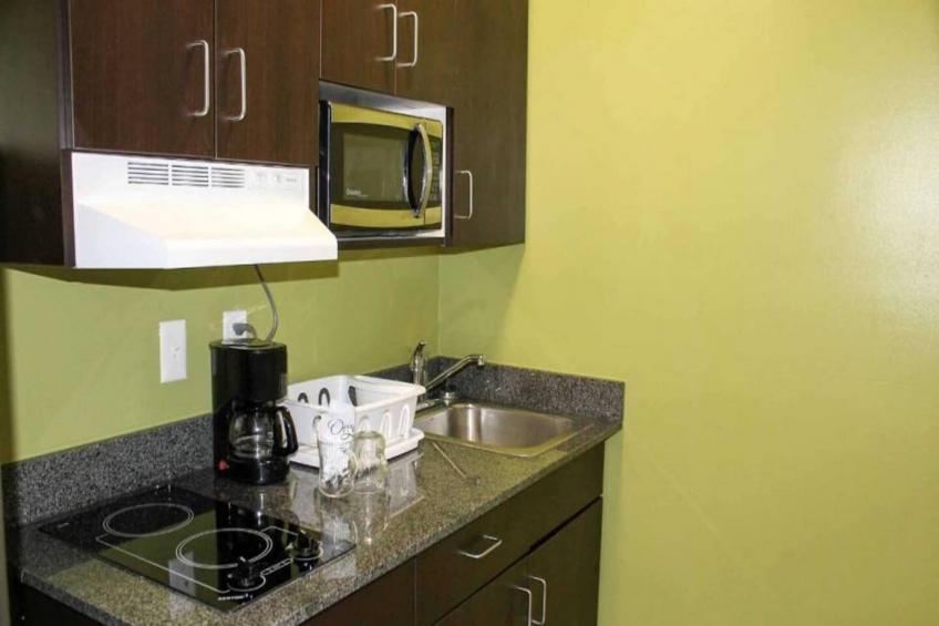 2 full beds  mobility access tub kitchen - foto 16