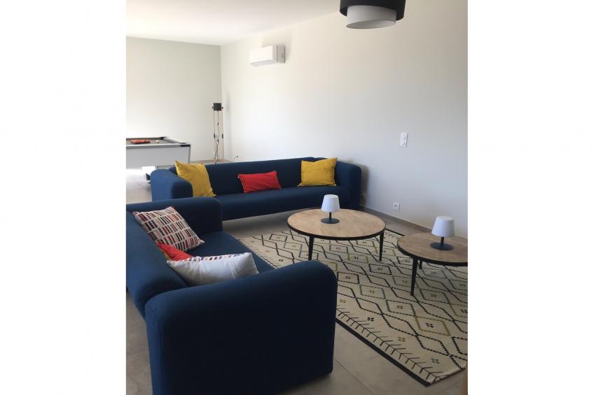 Belle maison avec piscine à débordement chauffée - foto 11