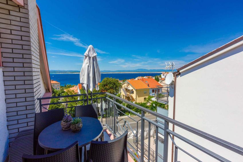 Ferienwohnung mit Balkon und Meerblick - BF-Y45T7
