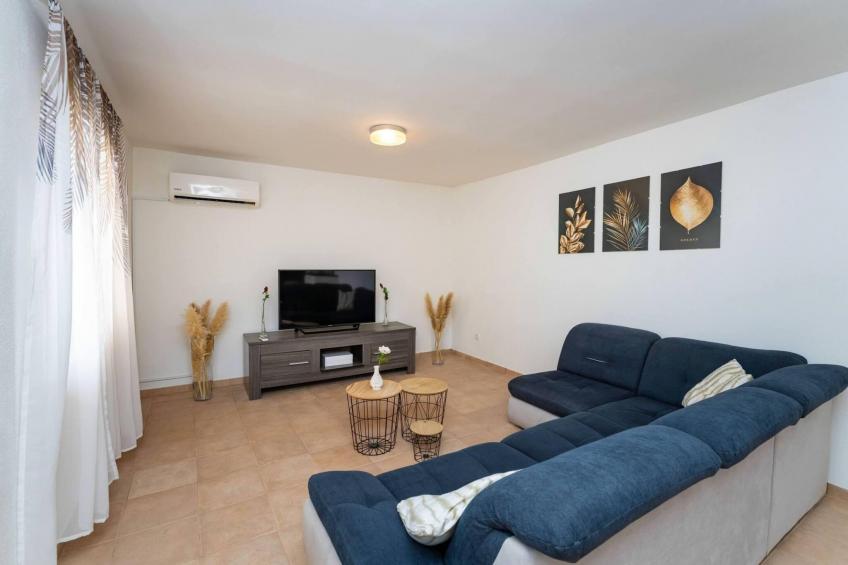 Holiday home Burgija - foto 3