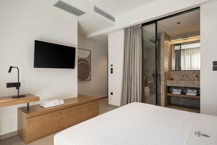 Sancy Luxury Villa-400m Strand, ''Beheizter'' Pool, Fitnessraum - foto 46