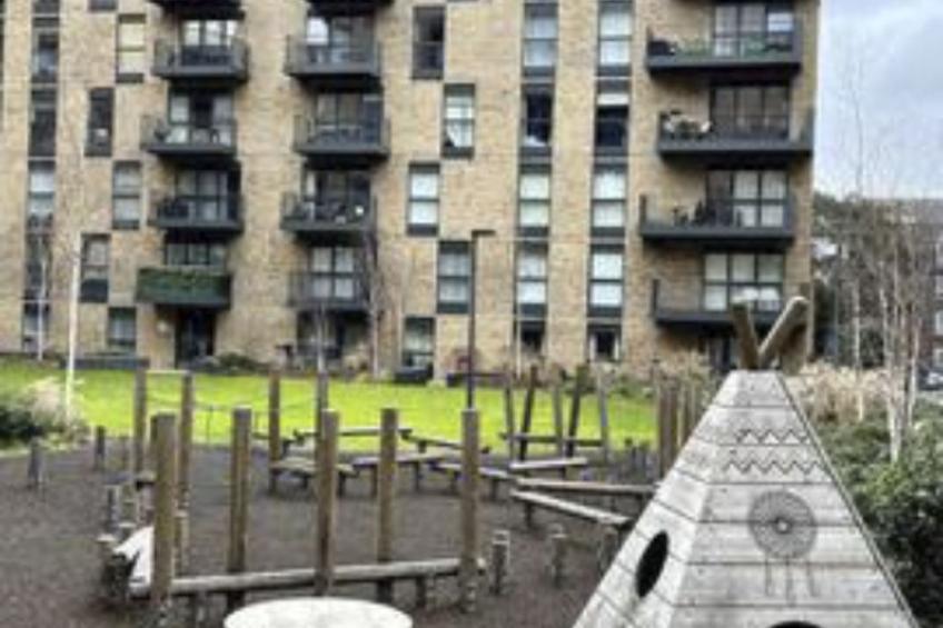 für 2 Personen ca. 300 m² in London-Harrow, London - foto 24