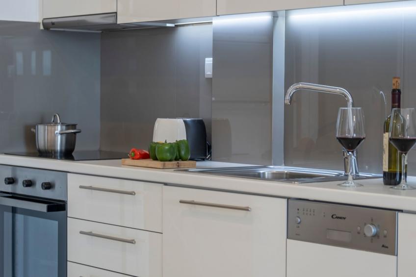 Luxuriöses Apartment mit einem Schlafzimmer direkt am Wasser, Meerblick - foto 7