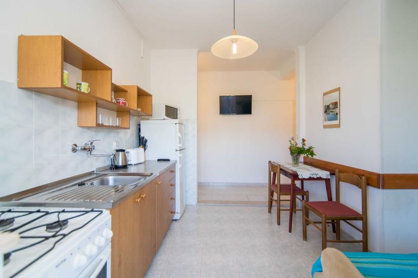 Comfortable Kastel Stafilic Apartment with Balcony - Two Bedroom Apartment with Balcony and Sea View - foto 4