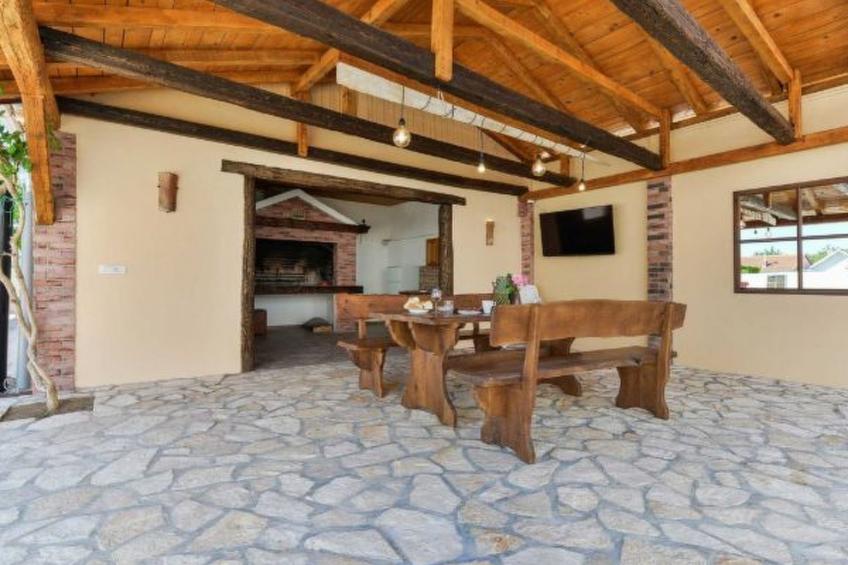 Villa Marinic with heated pool and entertainment r - foto 12