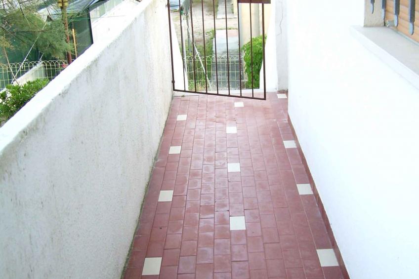 Vakantiewoning met terras - BF-8Y72 - foto 2