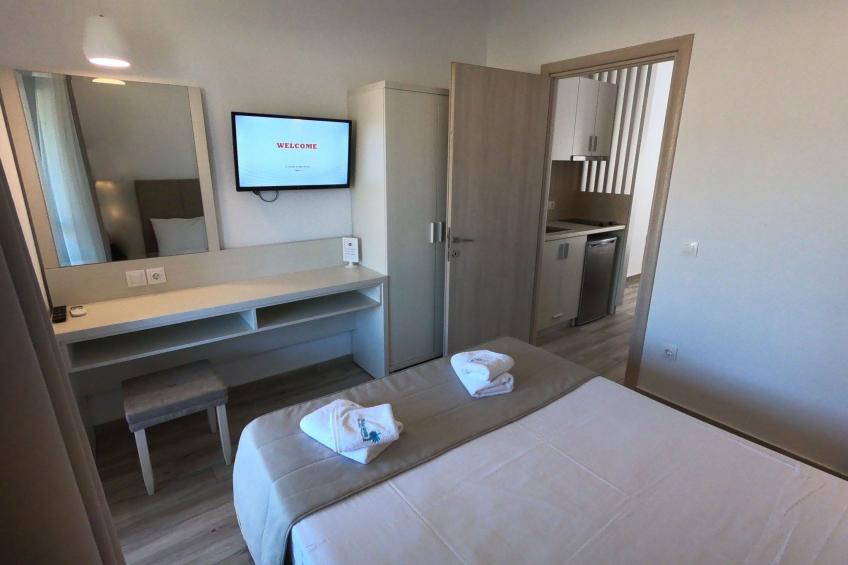 Finikas Garden Nikit - foto 25