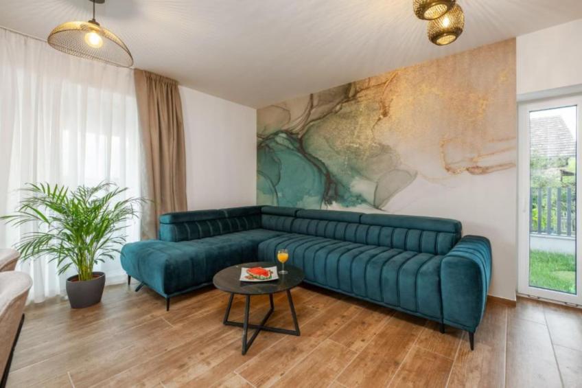 Apartments Villa Wood - Two Bedroom Apartment with terrace and pool view  ( W1 ) - foto 13
