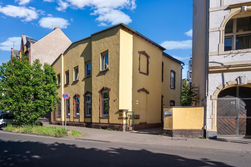 Modern Stay Standard Studio