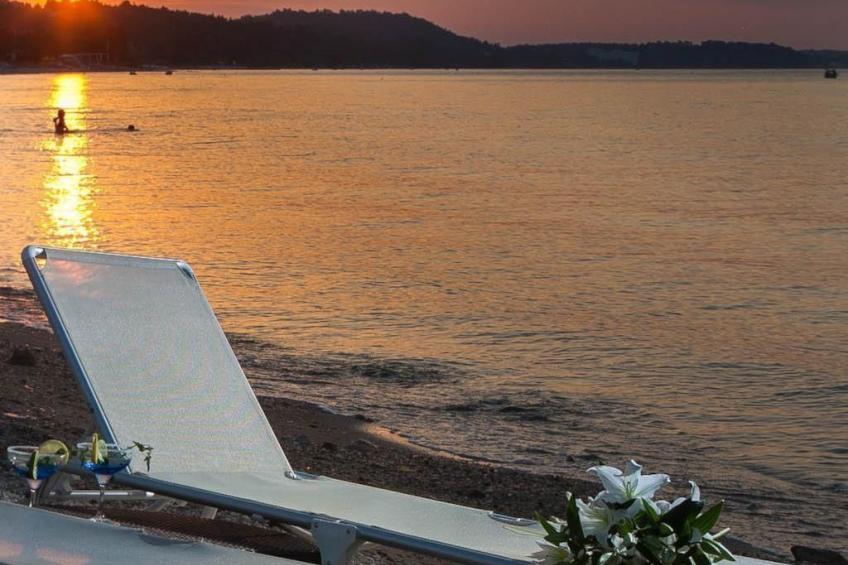 Wohnung in Pallini mit Eigener Terrasse - foto 4