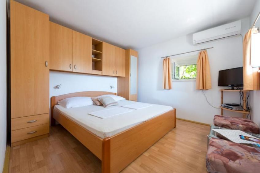 Apartments Kirigin - One Bedroom Apartment with Terrace and Sea View (Luka) - foto 8