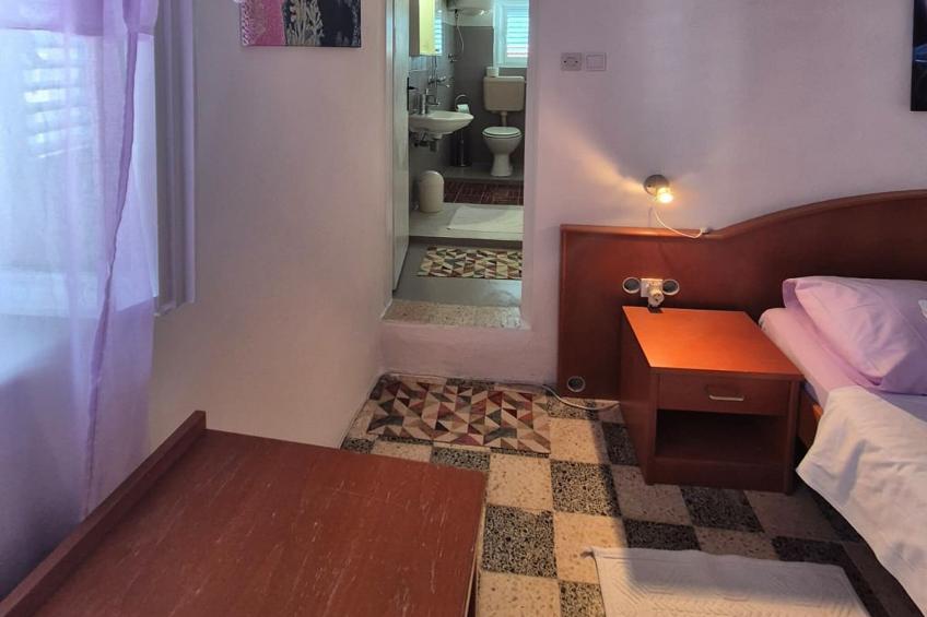 Rooms Milena - Double or Twin Room with Private Bathroom - foto 5
