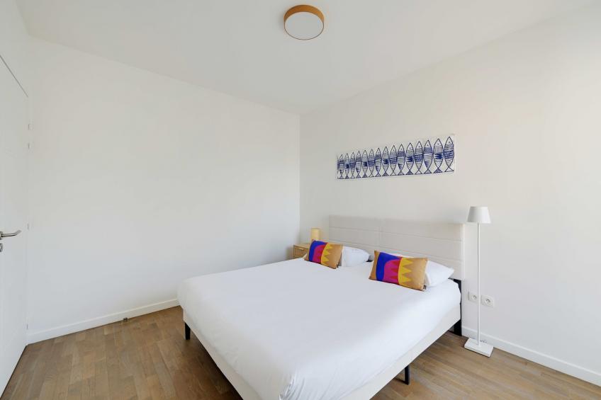 DC-47-LAROUSSE - foto 18